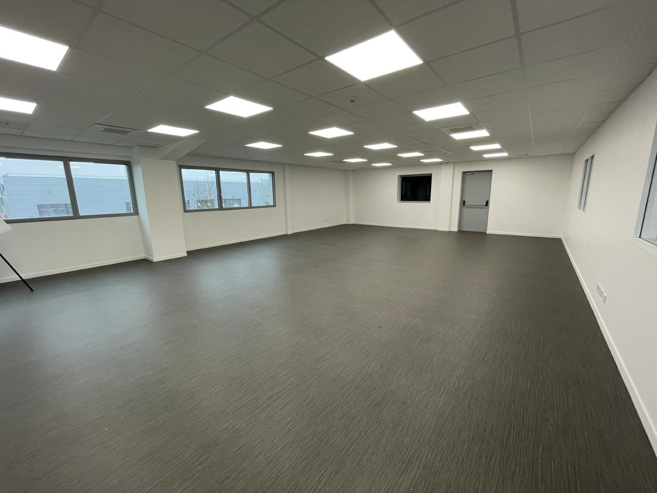 Local d'activité Parçay-Meslay 203m² Location local d'activité Parçay-Meslay Indre-et-Loire OLACT2419627 4